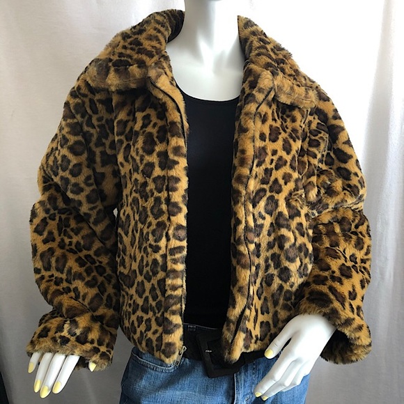 Leopard Bomber Jacket 🐆 - Picture 5 of 6